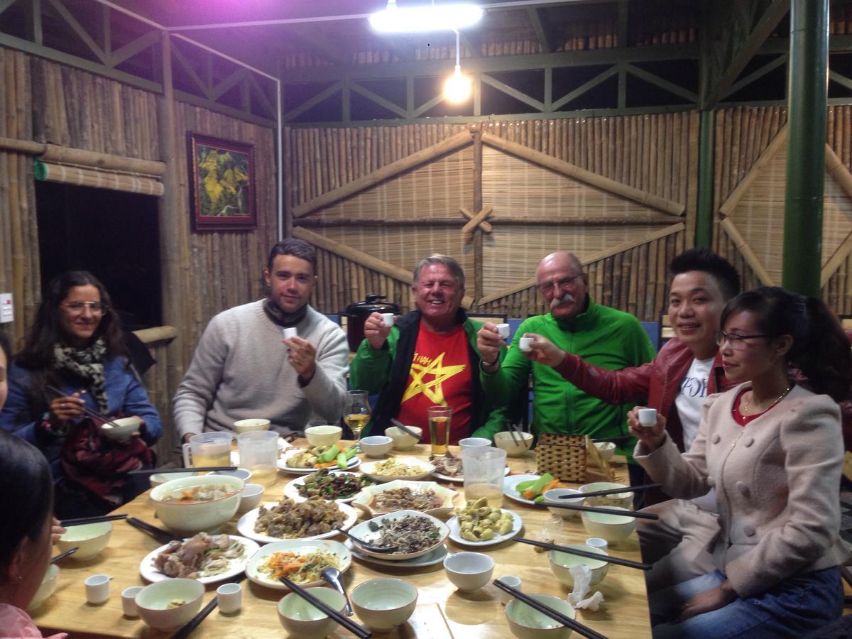 Green Hill Hostel&Tour Ha Giang Buitenkant foto