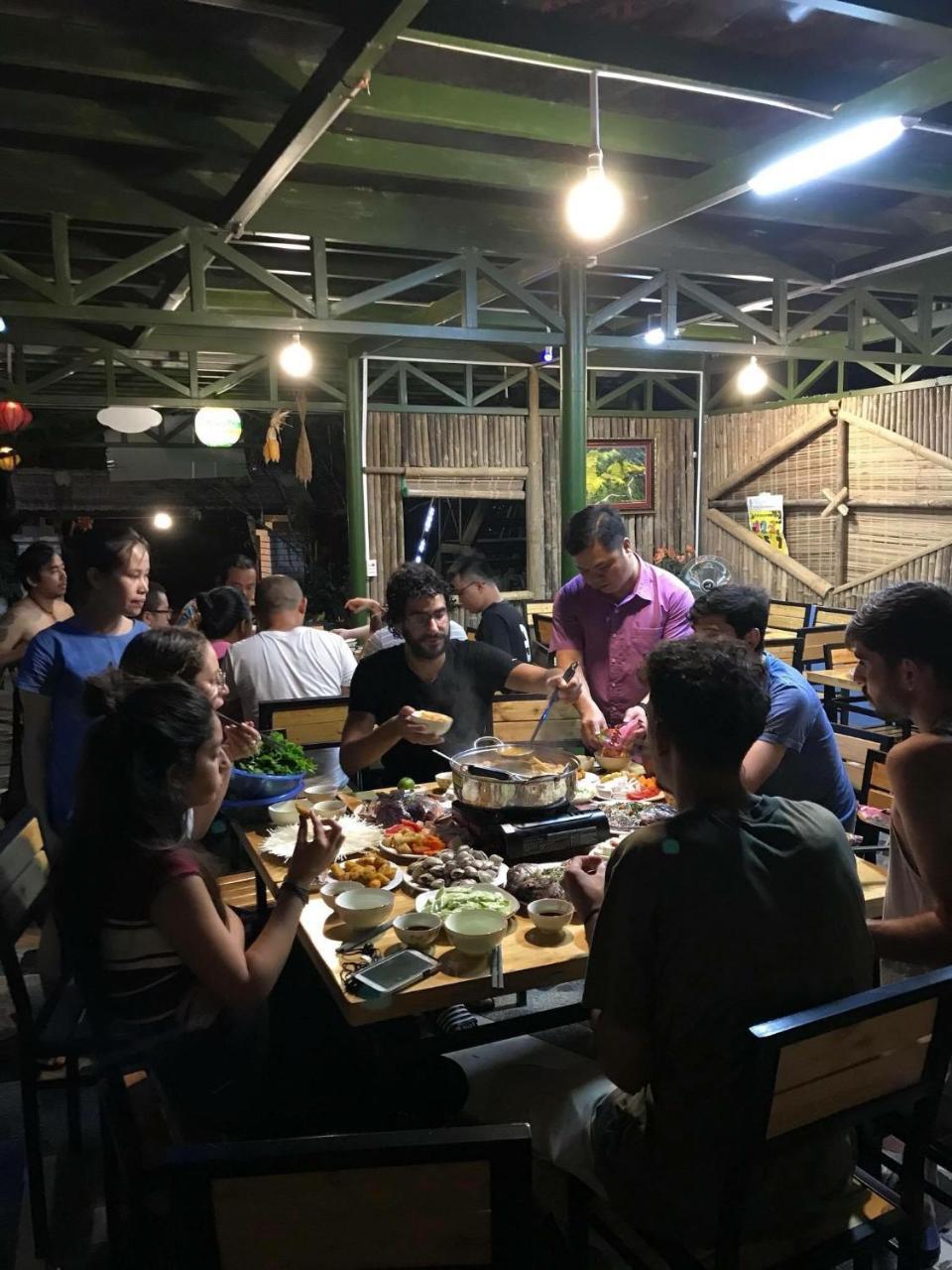 Green Hill Hostel&Tour Ha Giang Buitenkant foto