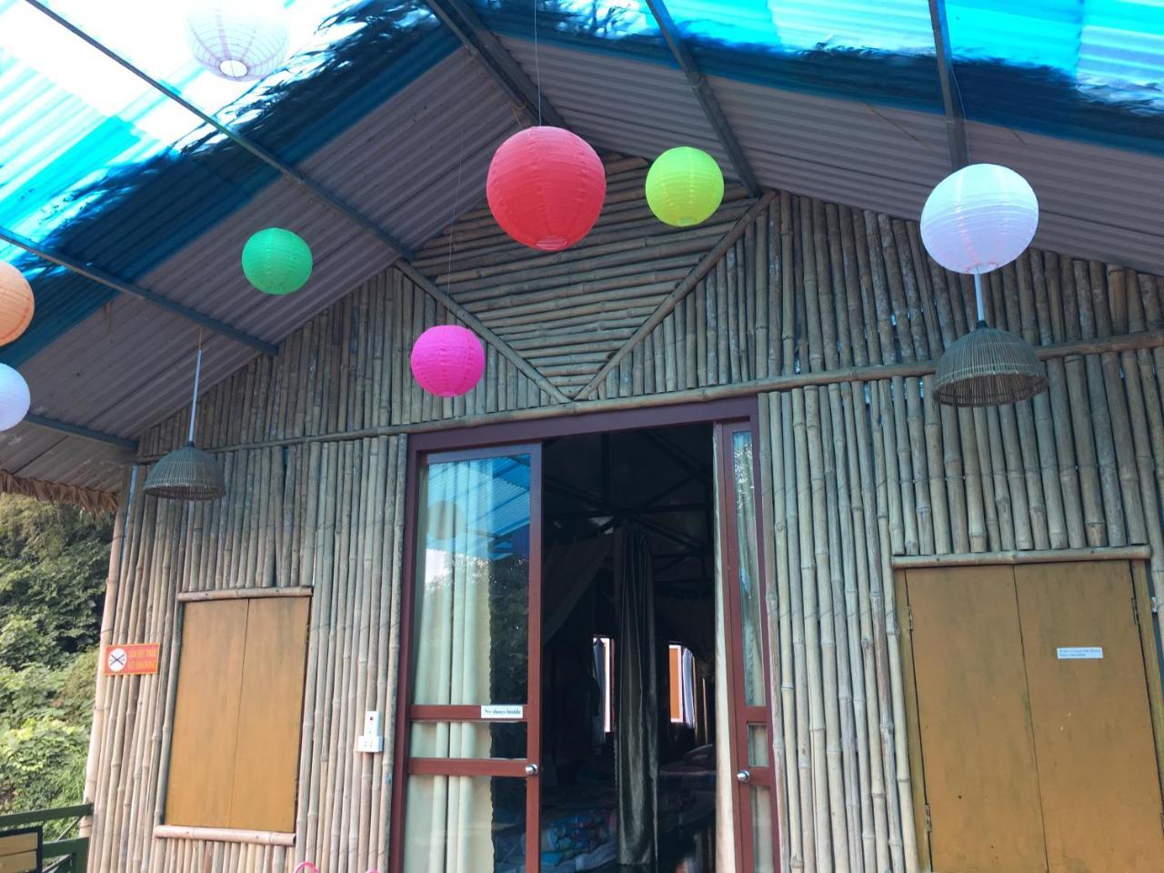 Green Hill Hostel&Tour Ha Giang Buitenkant foto