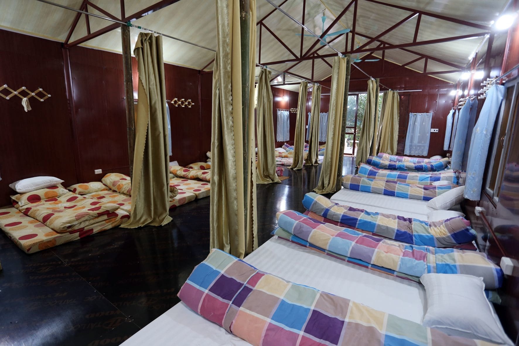 Green Hill Hostel&Tour Ha Giang Buitenkant foto