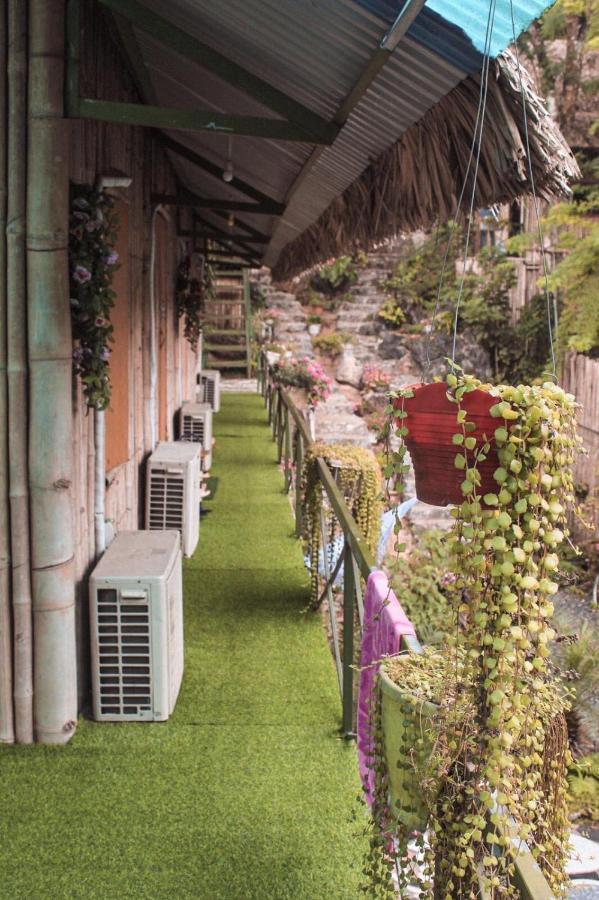 Green Hill Hostel&Tour Ha Giang Buitenkant foto